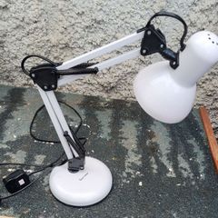 desk lamp