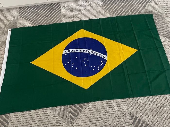 2 large flags