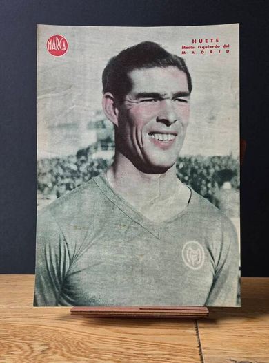 12 Original Real Madrid MARCA Player Posters  1945 Vintage Football