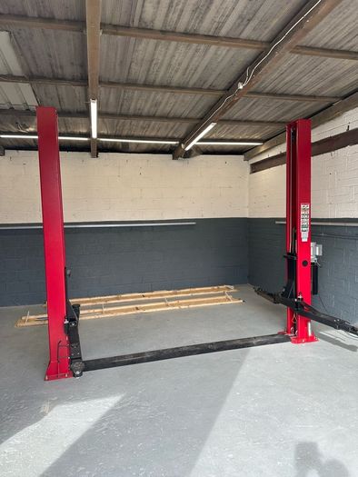 2 Post Garage Car/Van Lift 4000kg