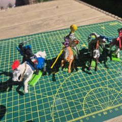 toy soldiers