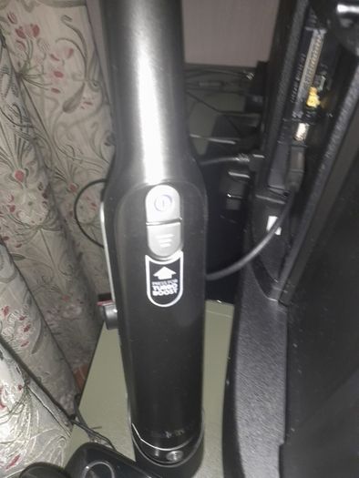 hand hoover