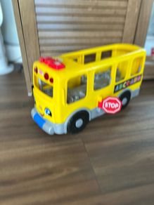 little people bus.