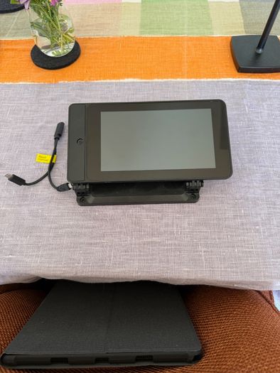 Raspberry Pi 7 inch Touch Display with Camera