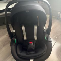 Infant car seat and isofix