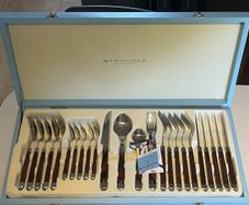 Newbridge Silverware premium Cutlery Set