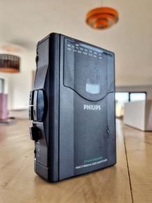 Philips AM/FM Stereo Cassette Player