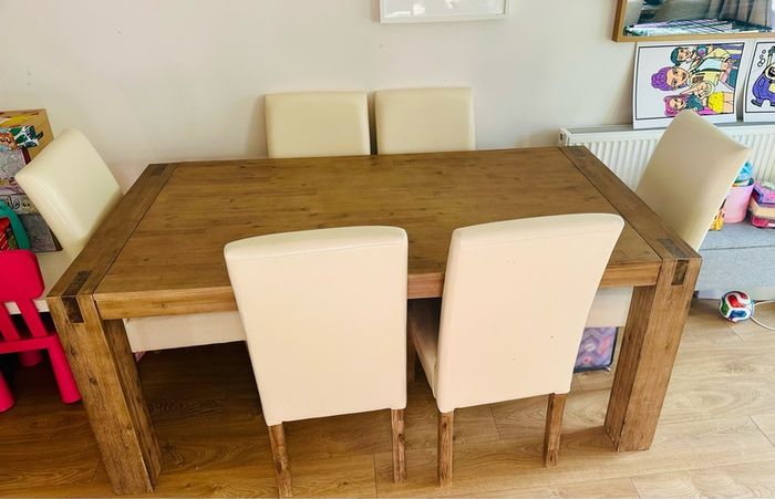 Dining Table and 8 chairs