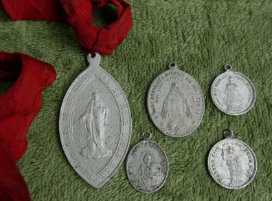 Antique Medals Pendants Holy Charms