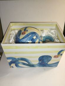 Seaside Souvenir Beautiful Ornamental Octopus Mug