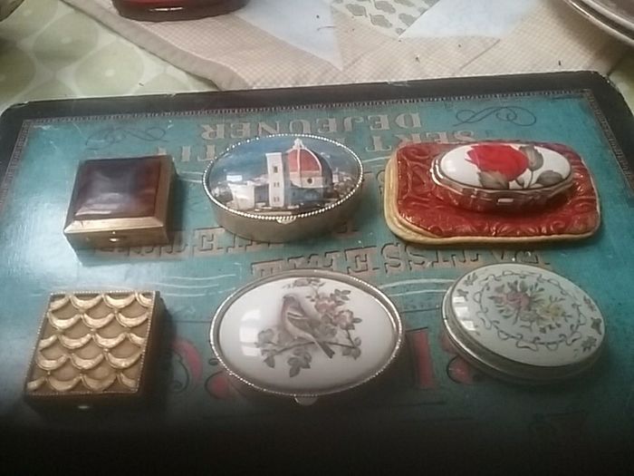 Selection of Vintage Ceramic/Metal Pill Boxes & Other Decorative Items