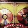 2002. V. The Final Battle. DVD Image 3