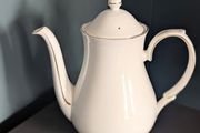 White and gold porcelain coffee pot