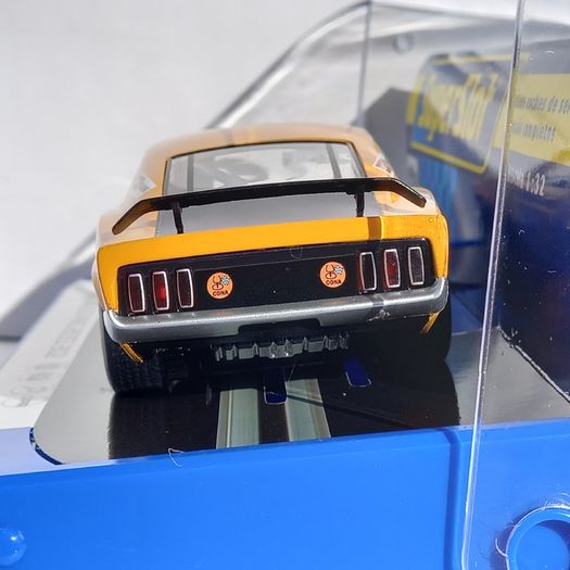 Scalextric Ford Mustang Boss 302  Slot Car  ( gt classic touring muscle superslot )