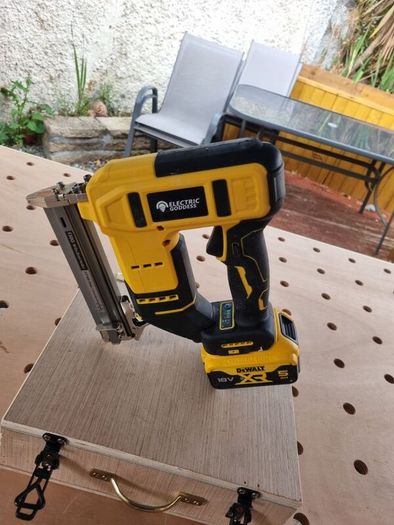 18g Nail gun