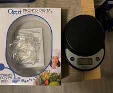 kitchen & food scale