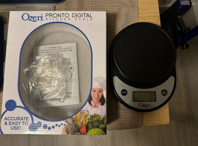 kitchen & food scale