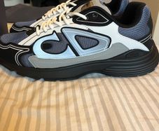 B30 shoes