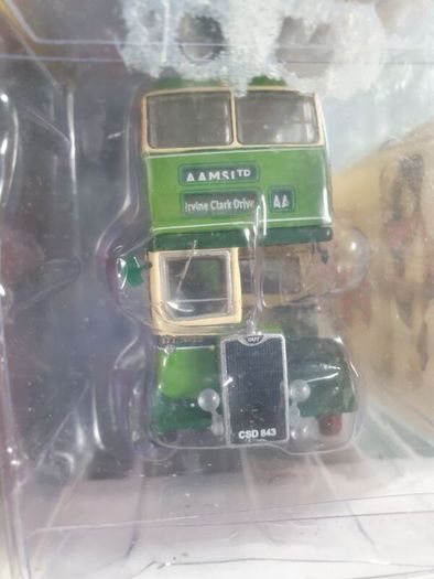 Jot Of Lot Of English British Bulldogs  Bussies Limited Edition