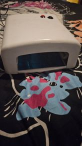 UV nail lamp and 2 x uv nail polish