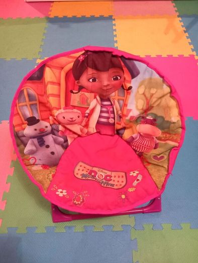 Foldable child chair