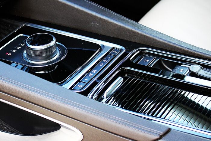 Jaguar F- PACE AWD Prestige Limited Edition AUTO/F.S.H.