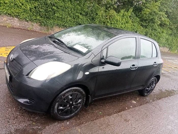 2006 yaris