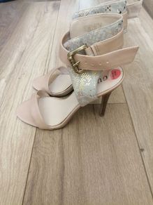 shoes Guess