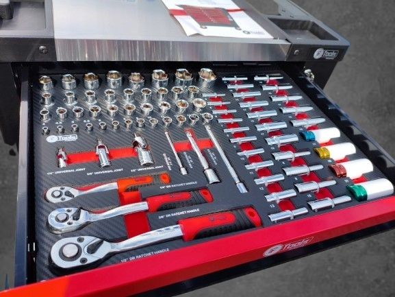 8-Drawer Tool Cabinet/Fully Loaded