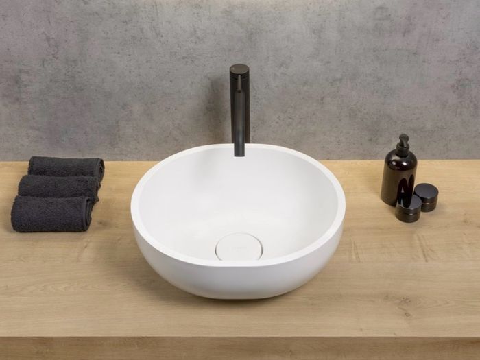Matt White Countertop Washbasin