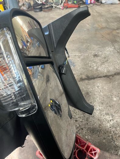 fords transit  right mirror