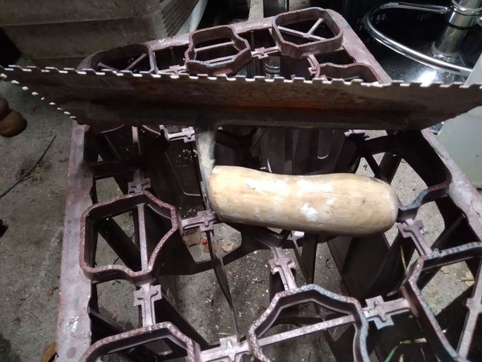 Trowel