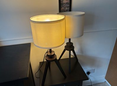 bedroom table lamp s x 2