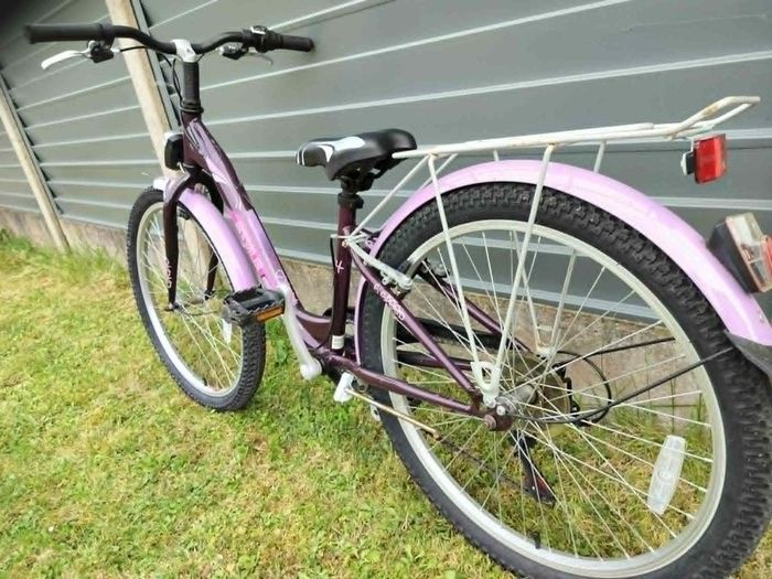 Girls 24 inch City Bike