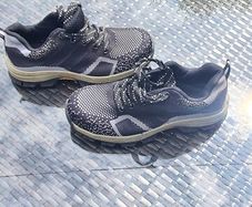 ladies steel toe shoes