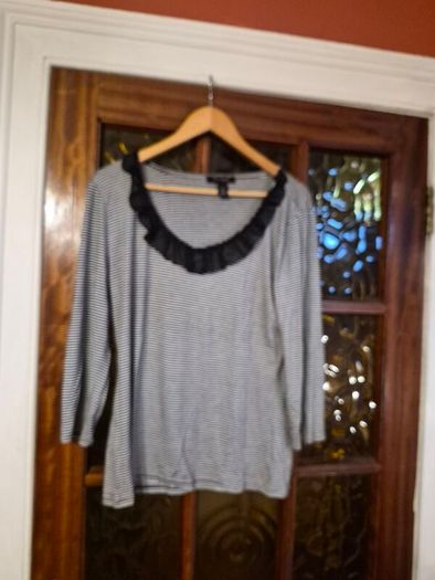 White House/Black Market  Top