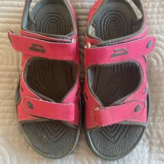 Sandals - Slazenger - Size 6UK