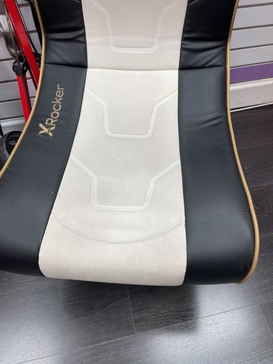 gaming chair