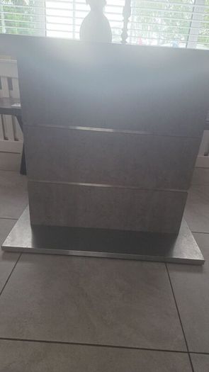 Kitchen table
