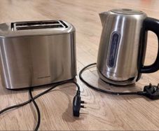 Kettle and toaster