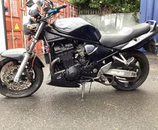 2001 suzuki bandit 1200 breaking only.