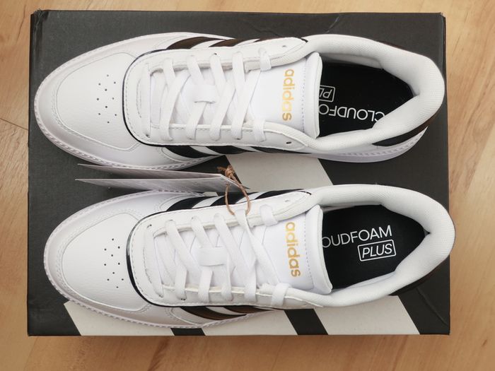 Adidas Leather shoes | Size 5 UK | Brand New