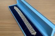 NewBridge clear Rinestone bracelet