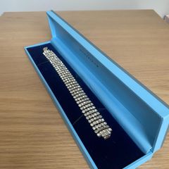 NewBridge clear Rinestone bracelet