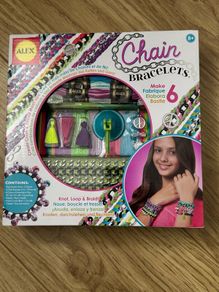 Chain bracelets crafting kit