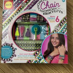 Chain bracelets crafting kit