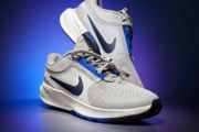 Nike trainers size UK 5 (Brand new in box)