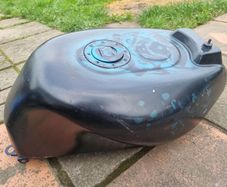 GSXR 750/1100 Slingshot fuel tank