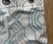 like New 2 pairs of curtains 1st pair 90 X 90 2nd pair 46 X54 also includes 4 cushion customers and Brand New inserts need gone ASAP due to house clearance
