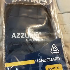 sporting glove XL